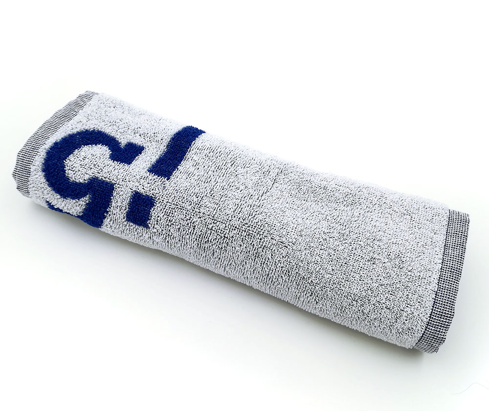 toalla-personalizada-gimnasio-clínica-valladolid